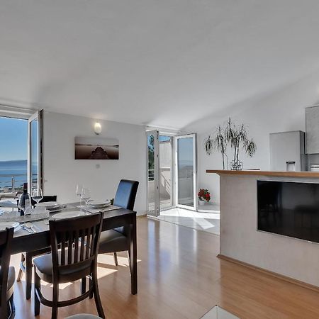 Apartman Sara Baška Voda Dış mekan fotoğraf